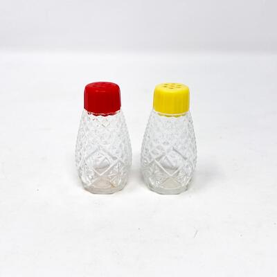 VINTAGE 2â€ SALT & PEPPER SHAKERS #2