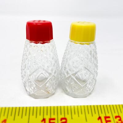 VINTAGE 2â€ SALT & PEPPER SHAKERS #2