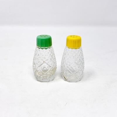 VINTAGE 2â€ SALT & PEPPER SHAKERS #3