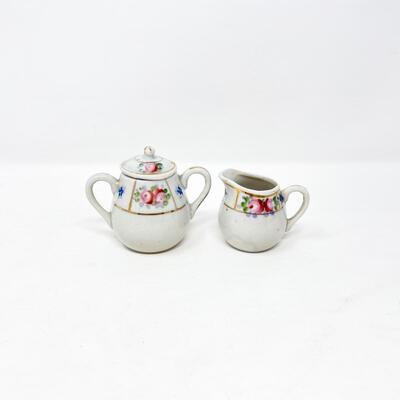 VINTAGE MINI FLORAL & GOLD SUGAR & CREAMER SET