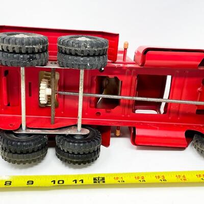 VINTAGE 18â€ TONKA METAL CONCRETE MIXER TRUCK