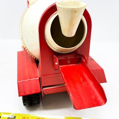 VINTAGE 18â€ TONKA METAL CONCRETE MIXER TRUCK