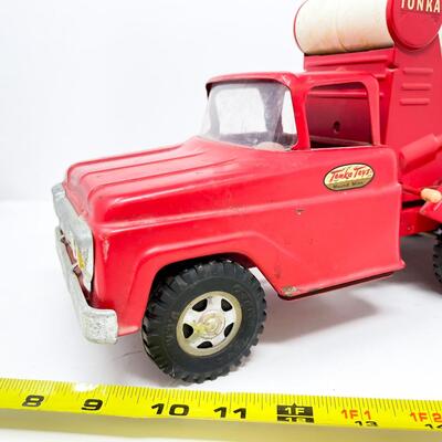 VINTAGE 18â€ TONKA METAL CONCRETE MIXER TRUCK