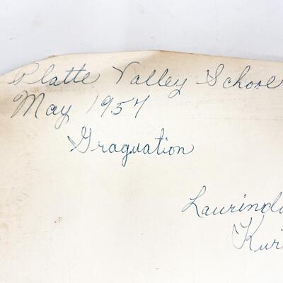 1957 PLATTE VALLEY SCHOOL GRADUATION PHOTOGRAPH - 10â€ X 8â€