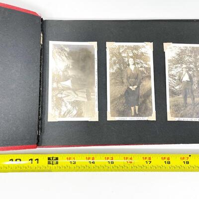 VINTAGE TEAL EMBOSSED PHOTOGRAPH ALBUM