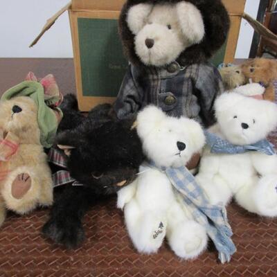 Collection Of Boyds Bears & TY
