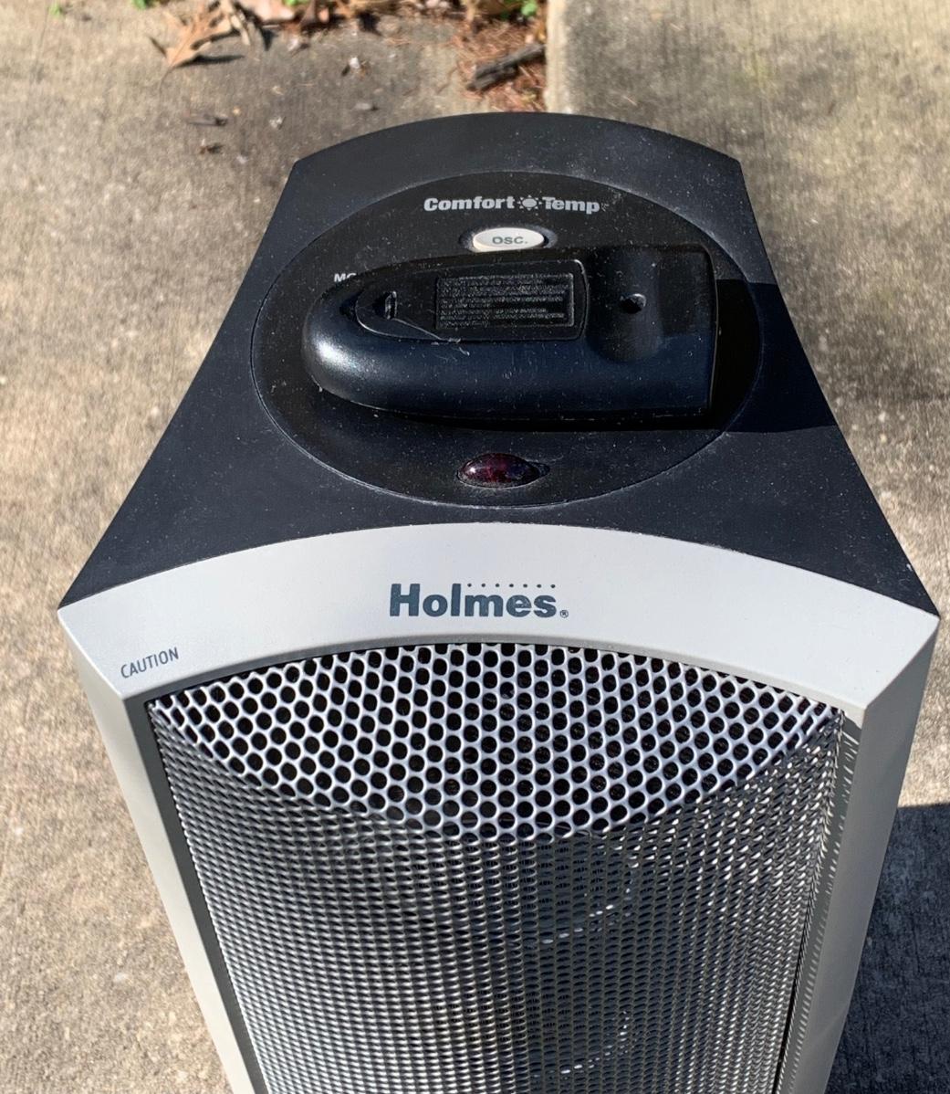 LOT 407R Holmes Comfort Temp Heater