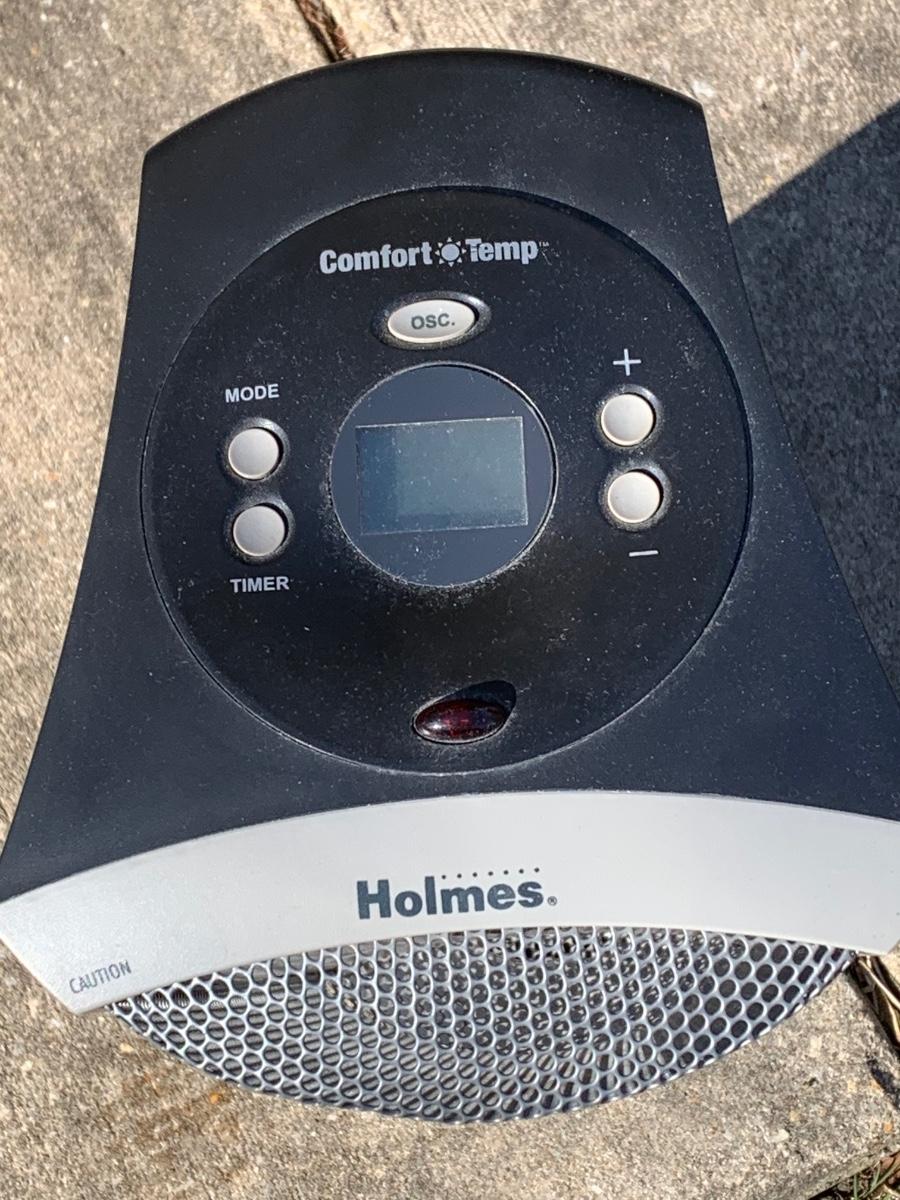LOT 407R Holmes Comfort Temp Heater