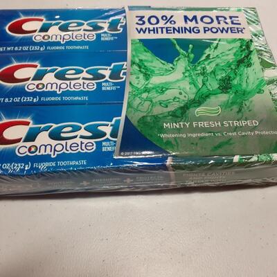3 tubes of Crest toothpaste