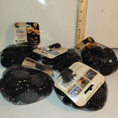 5 bags of glass dÃ©cor gems all black