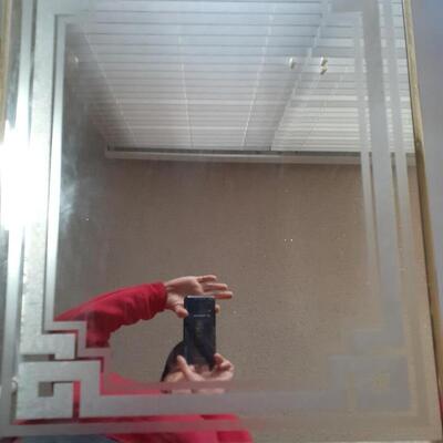 28 x 22in