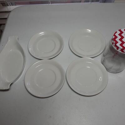 Lot of 6 small plates and bowl