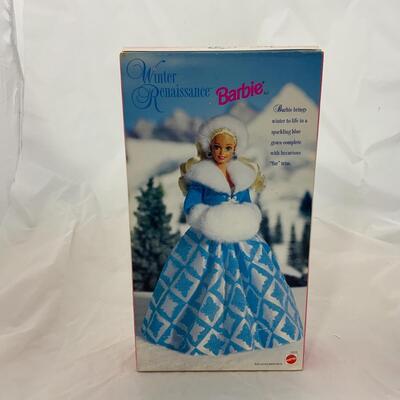 -50- Winter Renaissance Barbie (1996)