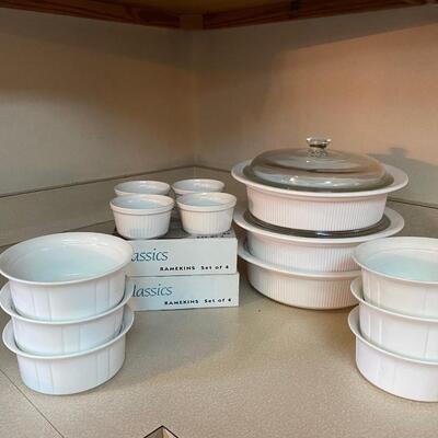 Lot of white ceramic ovenware