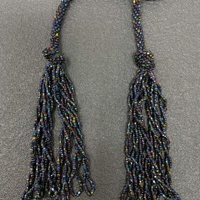 DARK BLUE BEADED LARIAT TASSEL NECKLACE