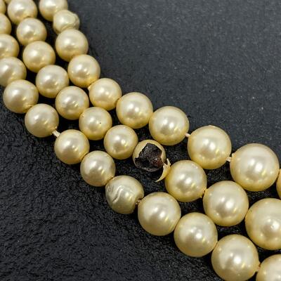 VINTAGE 3-STRAND FAUX PEARL NECKLACE W/ STERLING SILVER CLASP - DAMAGED