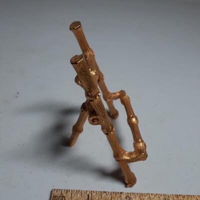 Gold picture or plate stand