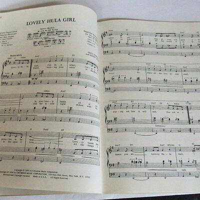 Vintage Hawaiian Guitar 1940s and Organ 1966 Sheet Music Booklets