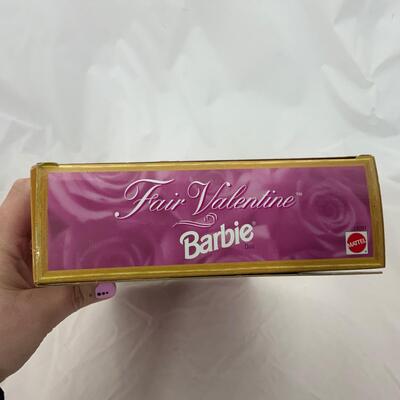 -65- Fair Valentine Barbie (1997) | Hallmark