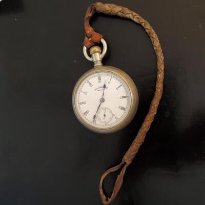 AM Watch Co   Waltham