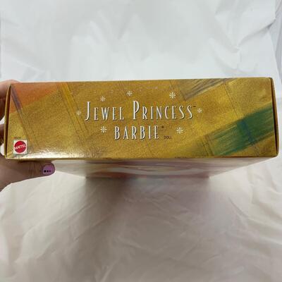 -71- Jewel Princess Barbie (1996) | Winter Princess Collection