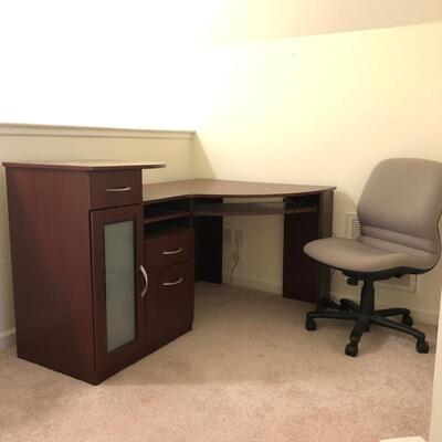 Bush Furniture Brown Corner Desk with Storage and Grey Rolling Office Chair (UO-JF)