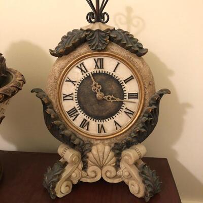 Cream & Gold Decorative Clock and Bowl with 4 Ornamental Balls (UO-JF)