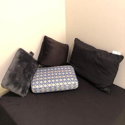 Memory Foam & More 9 Pillows in Assorted Shapes for Orthopedic support (UO-JF)