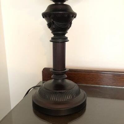 Three Candle Table Lamp with 3 Light Settings (UR-JF)