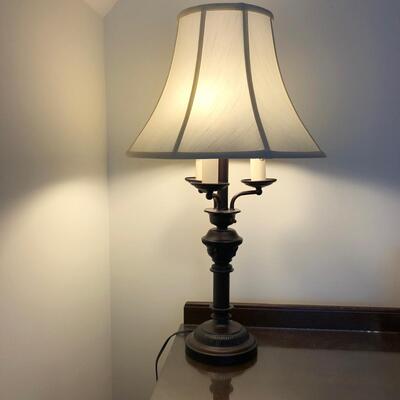 Three Candle Table Lamp with 3 Light Settings (UR-JF)