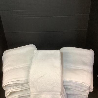 Lot 951. Lot of Charisma Bath/Hand Towels