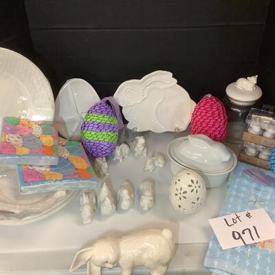 Lot 971  White Porcelain Easter Decor Items / Paper Products/Crochet Covered Eggs