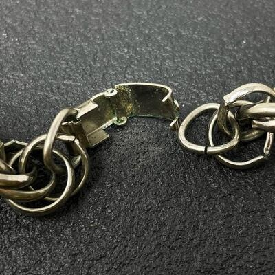 CHUNKY SILVER-TONED TWISTED CHAIN NECKLACE