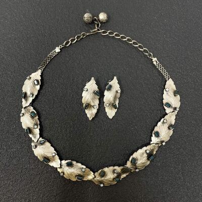 VINTAGE HOBÃ‰ SILVER-TONED LEAF NECKLACE & EARRINGS SET