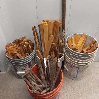 LOT 29  SHIMS, METAL AND WOODEN STAKES