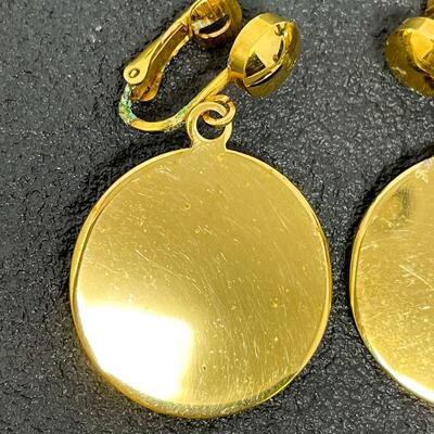 CELEBRITY GOLD-TONED CIRCLE EARRINGS