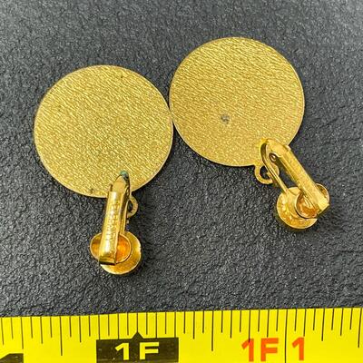 CELEBRITY GOLD-TONED CIRCLE EARRINGS