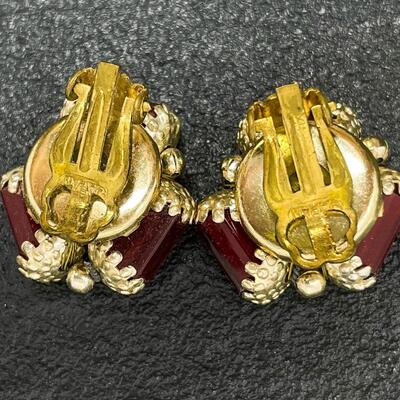 VINTAGE RED JEWELED EARRINGS