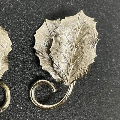 VINTAGE SILVER-TONED LEAF EARRINGS