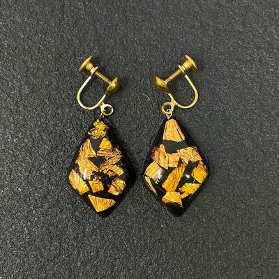 VINTAGE BLACK & GOLD LEAF? DANGLE EARRINGS