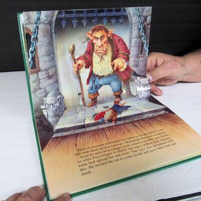Puss In Boots Pop Up Book