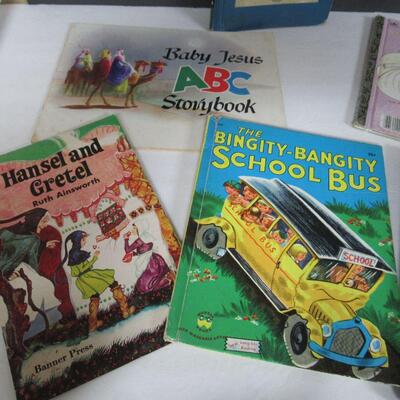 Lot of Kids Older Books, Exploring The Jungle