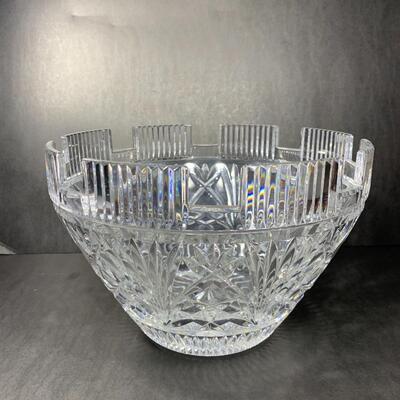 Waterford Crystal Heavy castellated Bowl with box