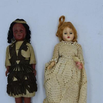 set of 2 dolls