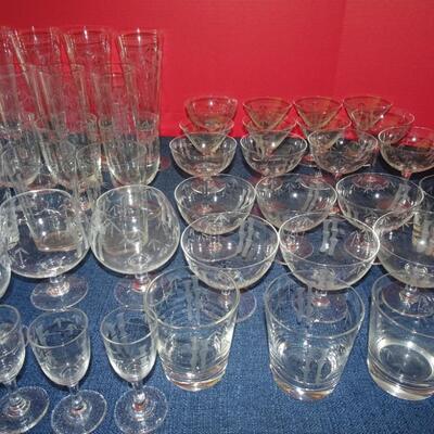 LOT 367. BAMBOO COLLECTION OF GLASSWARE