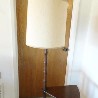LOT 368. FLOOR LAMP WITH STEP TABLE  FAUX BAMBOO
