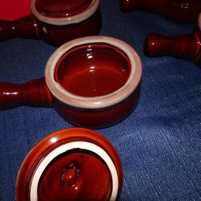LOT 373. STONEWARE HANDLE SOUP BOWLS