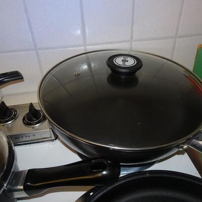 LOT 366. COOKWARE
