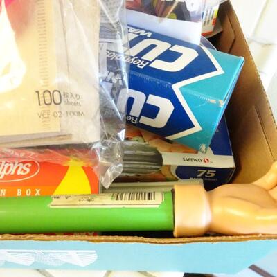 LOT 389. MISC.  HOUSEHOLD ITEMS
