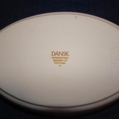 LOT 388. PLATES AND DISHES